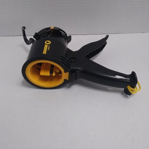 Siligun Compact 4" Heavy-Duty Dripless Caulk Gun - Picture 9 of 12